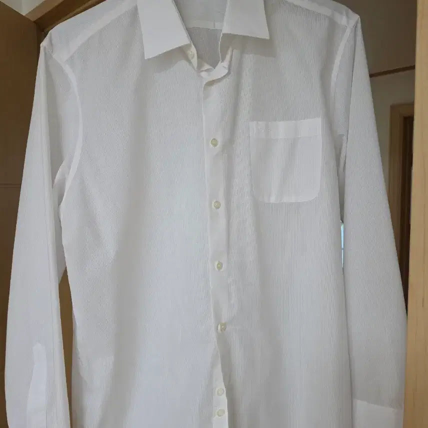 [SOLD OUT] 로가디스 화이트셔츠 110