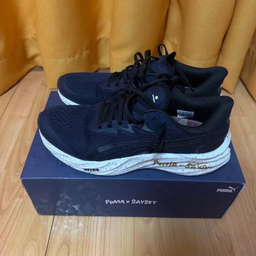 [SOLD OUT] [275] 푸마 벨로시티 나이트로 4 세이스카이 러닝화
