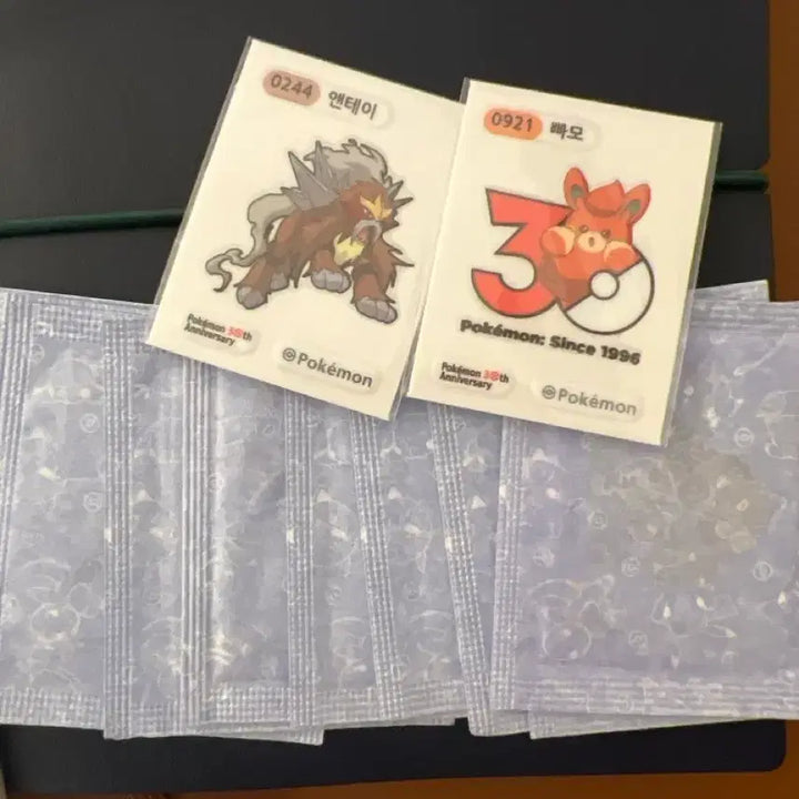 [BUNJANG] Pokemon 30th Anniversary Stickers / 포켓몬 띠부씰 30주년 교환 및 판매