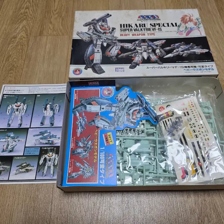[BUNJANG] ARII 1/100 Scale Macross VF-1S Hikaru Special (Old Kit) Model Kit / 고전프라 ARII 1/100 마크로스 히카루 스페셜 VF-1S 구판
