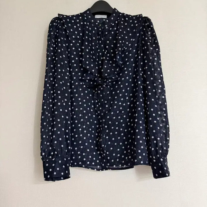 [BUNJANG] Sandro Jabo Collar Dot Blouse / 산드로 자보 칼라 도트 셔츠 블라우스