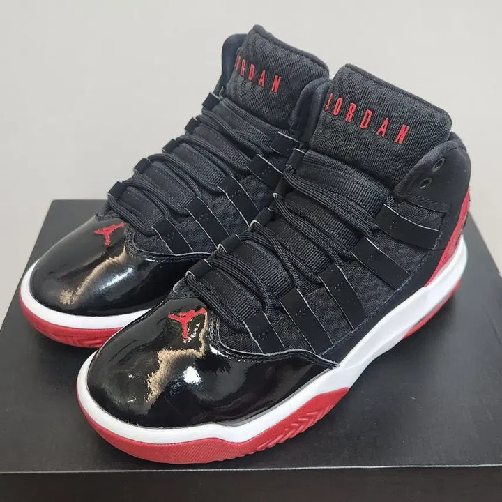 [BUNJANG] Nike Jordan Max Aura "Bred" Men&