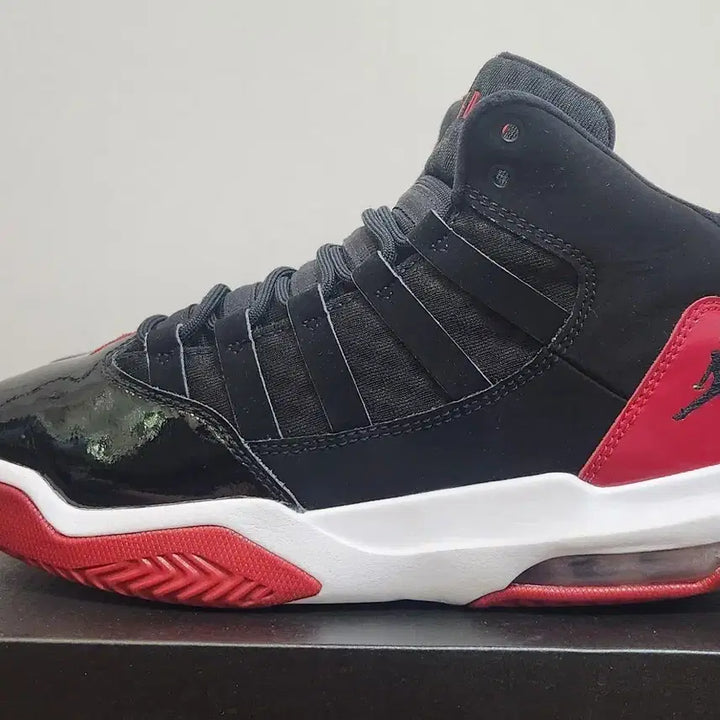 [BUNJANG] Nike Jordan Max Aura "Bred" Men&