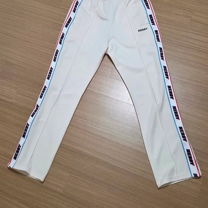 [BUNJANG] NERDY Track Pants / 널디 트랙팬츠