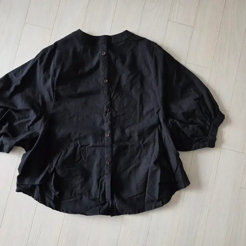 [BUNJANG] Black Balloon Sleeve Shirt Blouse / 블랙 벌룬 소매 셔츠 블라우스