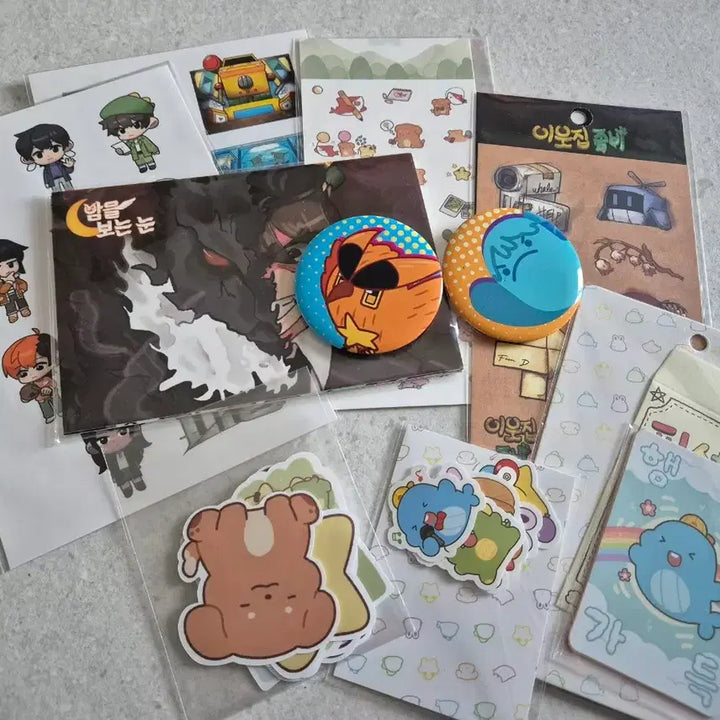 [BUNJANG] Pixelly Sticker, Bambanon Postcard Bundle Set / 픽셀리 스티커 부적, 밤보눈 엽서 일괄