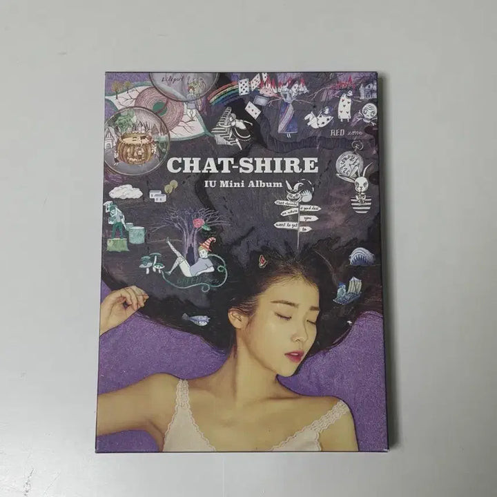 [SOLD OUT] 아이유 챗셔 CD앨범