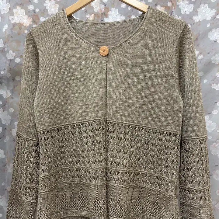 [BUNJANG] Vintage Brown Cardigan with Button Detail / 빈티지 단추 브라운 가디건