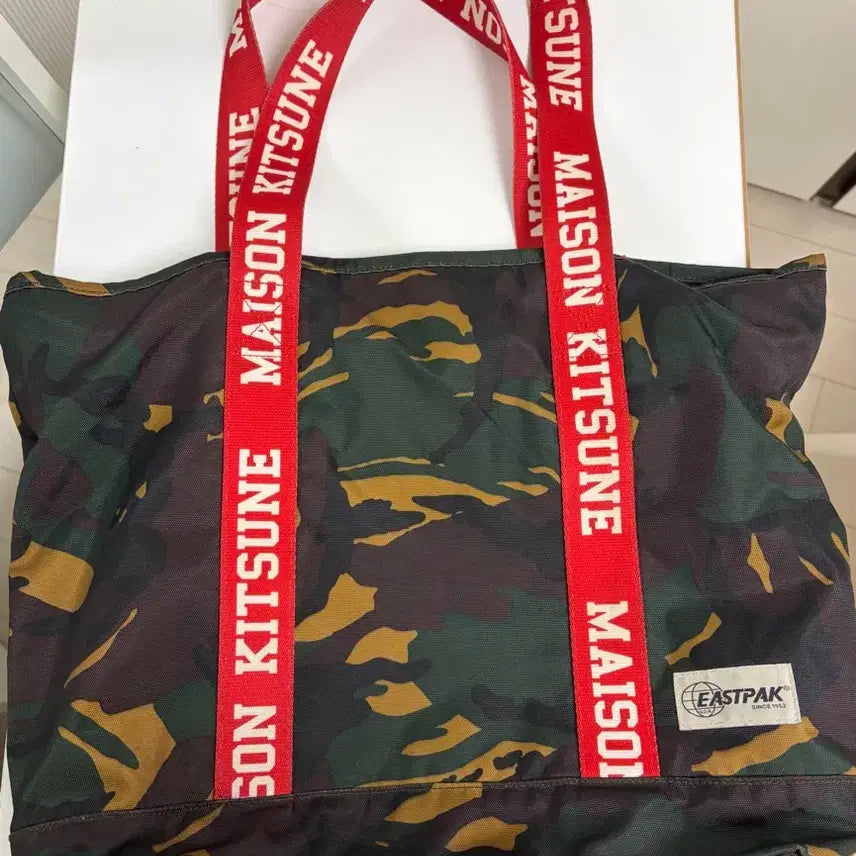 [BUNJANG] Maison Kitsune x Eastpak Tote Bag / 메종 키츠네&amp; 이스트팩 콜라보 토트백