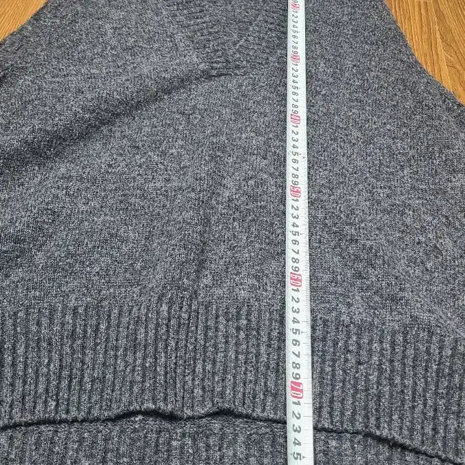 [BUNJANG] Grey V-Neck Knit Vest / V넥 니트 조끼 그레이, 임부복 가능