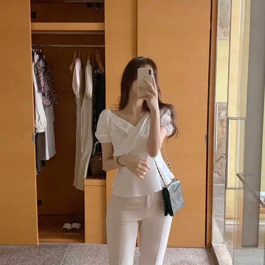 [BUNJANG] [자체제작] 퍼빗 린넨 랩 블라우스 아뜨랑스 프롬데이원 에브리모닝 히니크 / [자체제작] 퍼빗 린넨 랩 블라우스 아뜨랑스 프롬데이원 에브리모닝 히니크