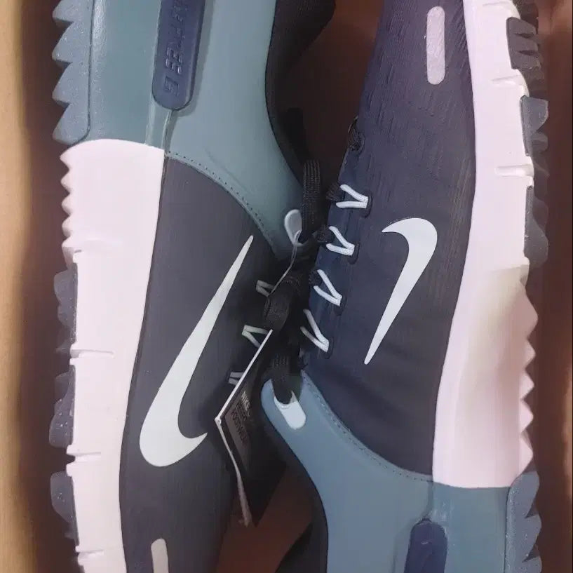[BUNJANG] Nike Golf Free NN Navy Golf Shoes / 새상품)나이키 골프화 프리 NN 네이비 FQ7875 401