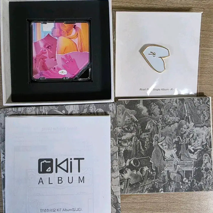[BUNJANG] Blackpink Rosé -R- Kit Album / 로제 -R- 키트 앨범