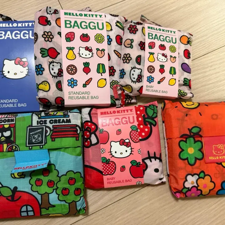 [BUNJANG] BAGGU Hello Kitty Icon Standard Size Tote Bag / BAGGU 바쿠 헬로키티 아이콘 스탠다드사이즈