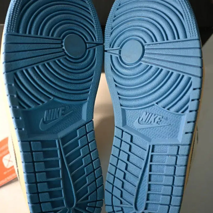 [BUNJANG] Nike Air Jordan 1 Low SE (DZ5376-469) Sneakers / [새상품/박스없음] 나이키 조던1 로우 SE (도쿄)DZ5376-469