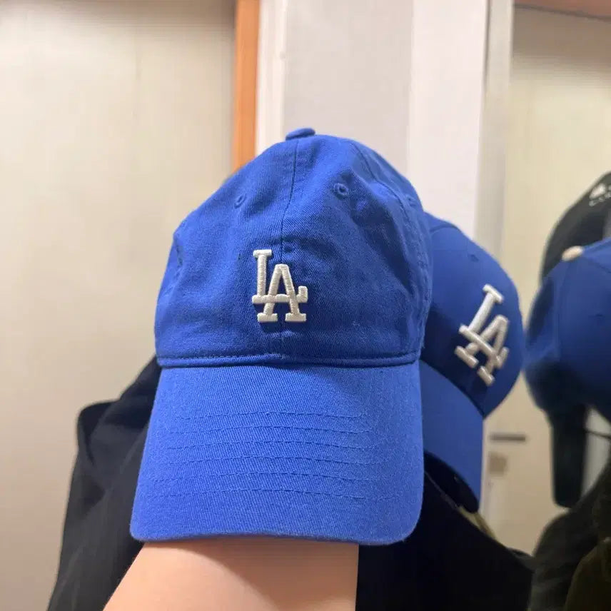 [BUNJANG] LA Dodgers Ball Cap Blue / LA 다저스 볼캡 블루