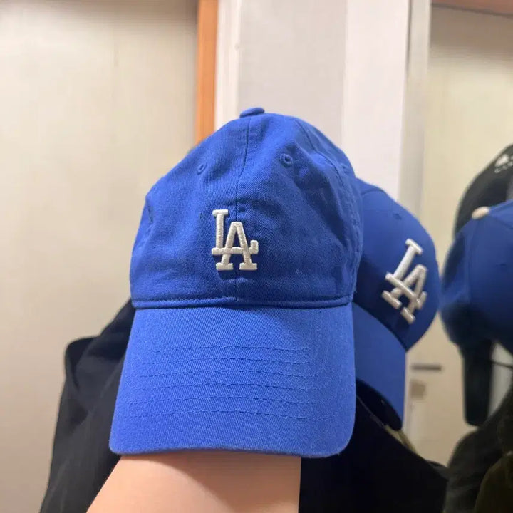 [BUNJANG] LA Dodgers Ball Cap Blue / LA 다저스 볼캡 블루