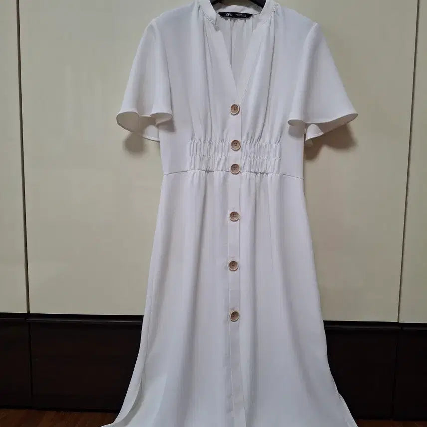 [BUNJANG] ZARA White V-Neck Maxi Dress / ZARA 화이트 원피스 66  넉넉55