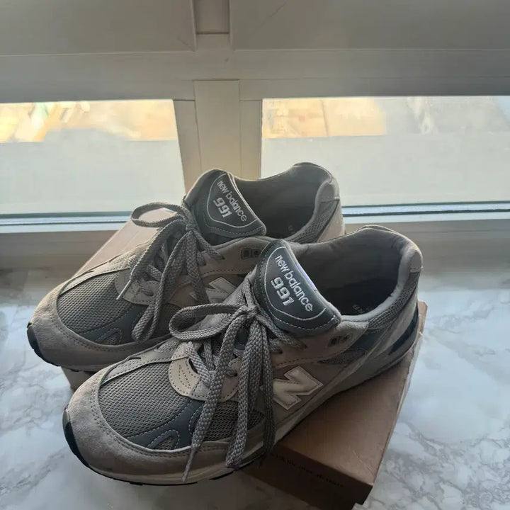 [BUNJANG] New Balance 991 Made in UK Grey Sneakers / 뉴발란스 991 메이드 인 UK 그레이