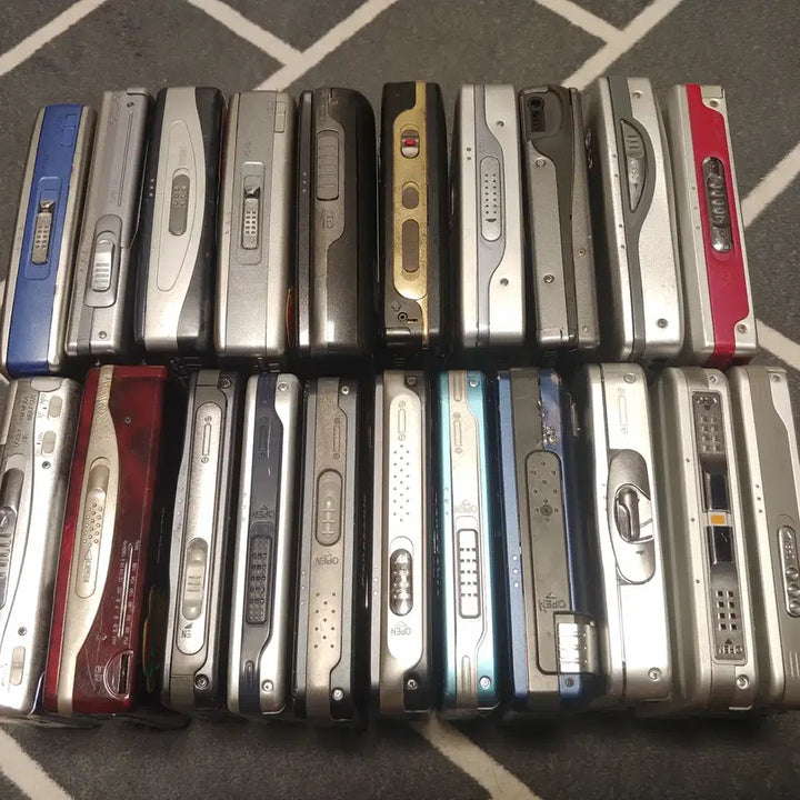 [BUNJANG] Sony Walkman Cassette Player Bundle (21 Units) / 정크워크맨 21대-3 판매합니다.