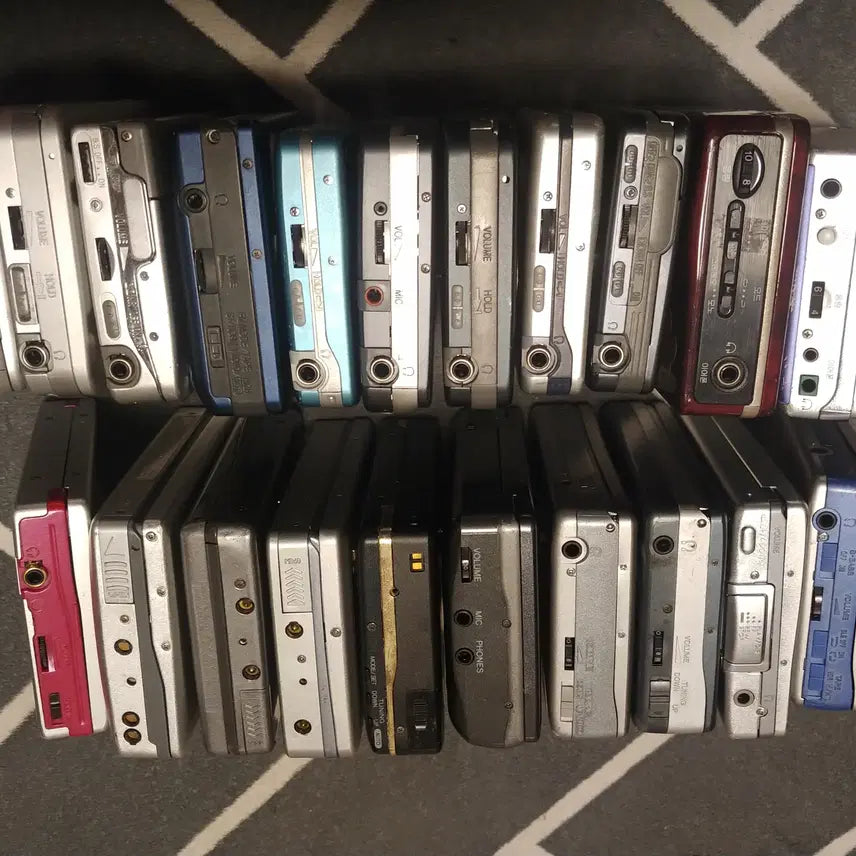 [BUNJANG] Sony Walkman Cassette Player Bundle (21 Units) / 정크워크맨 21대-3 판매합니다.