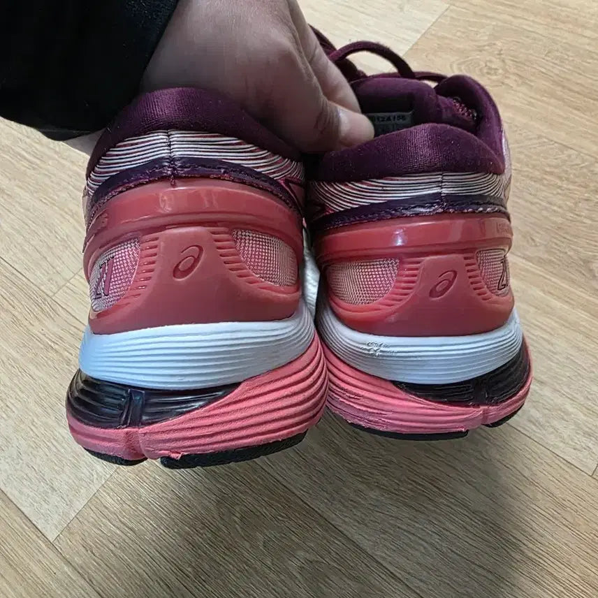 [BUNJANG] ASICS Gel Nimbus Pink Sneakers / 아식스 젤 님버스 핑크 운동화