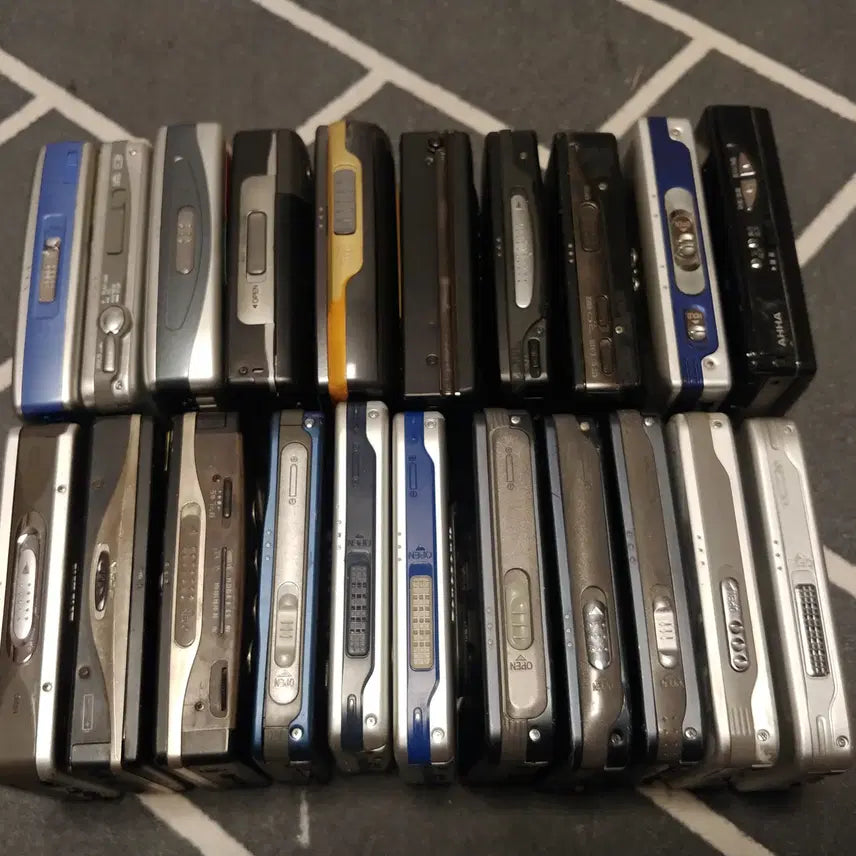 [BUNJANG] Junk Walkman Collection (21 Units) / 정크워크맨 21대-5 판매합니다.
