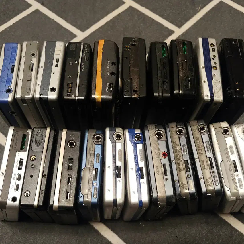 [BUNJANG] Junk Walkman Collection (21 Units) / 정크워크맨 21대-5 판매합니다.