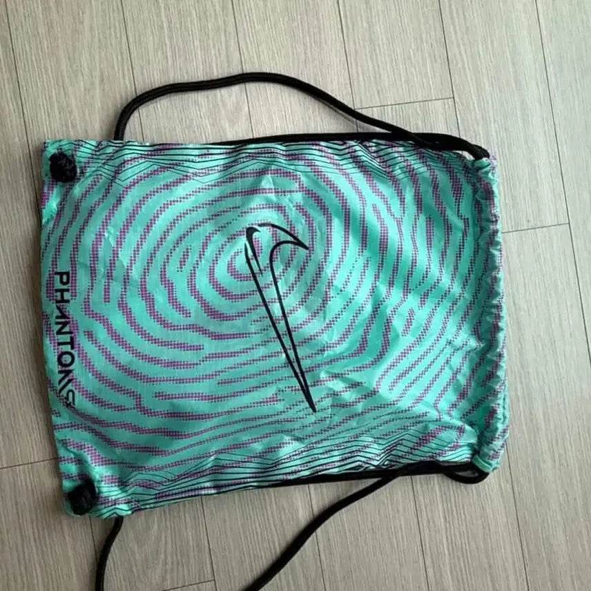 [SOLD OUT] 축구화 나이키 팬텀gx2
