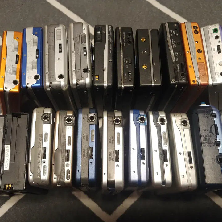 [BUNJANG] Junk Walkman Collection (21 Units) / 정크워크맨 21대-6 판매합니다.