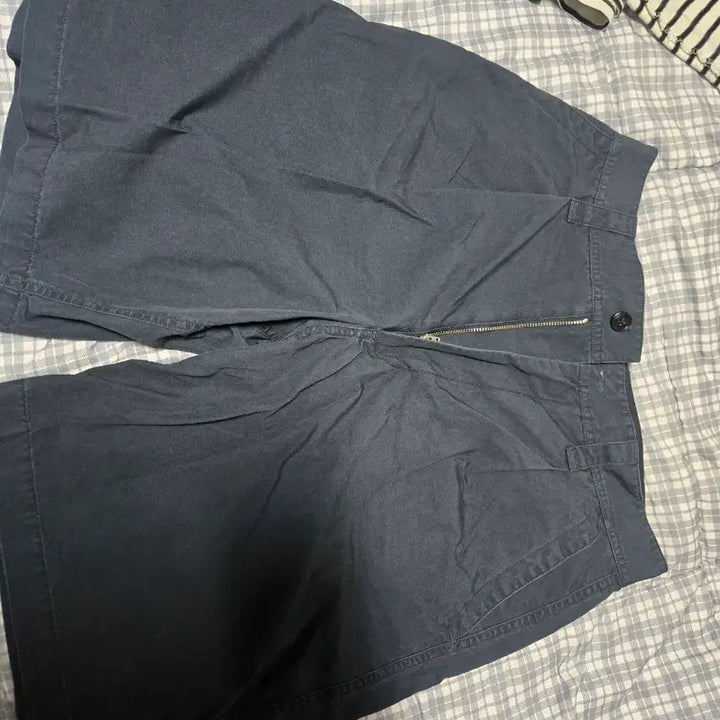[BUNJANG] Apasels High Cotton Shorts Navy Size 1 / 에스파이 X 아워셀브스 하이 코튼 쇼츠 / 네이비 1사이즈
