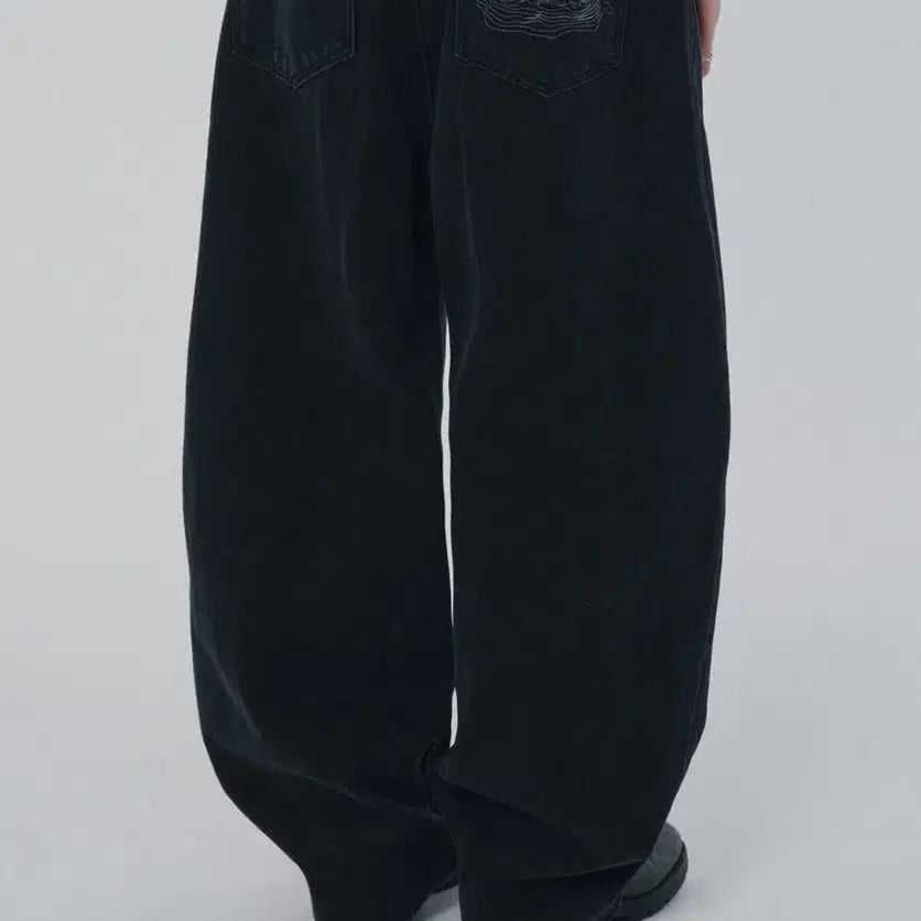[BUNJANG] Suede Black Denim Jeans / 스웨이드 데님 실착1회..급처합니다