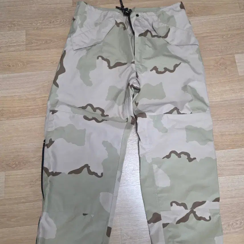 [BUNJANG] US Military Desert Camo Cargo Pants / 미군 사막삼색 군용 카고 바지 밀리터리