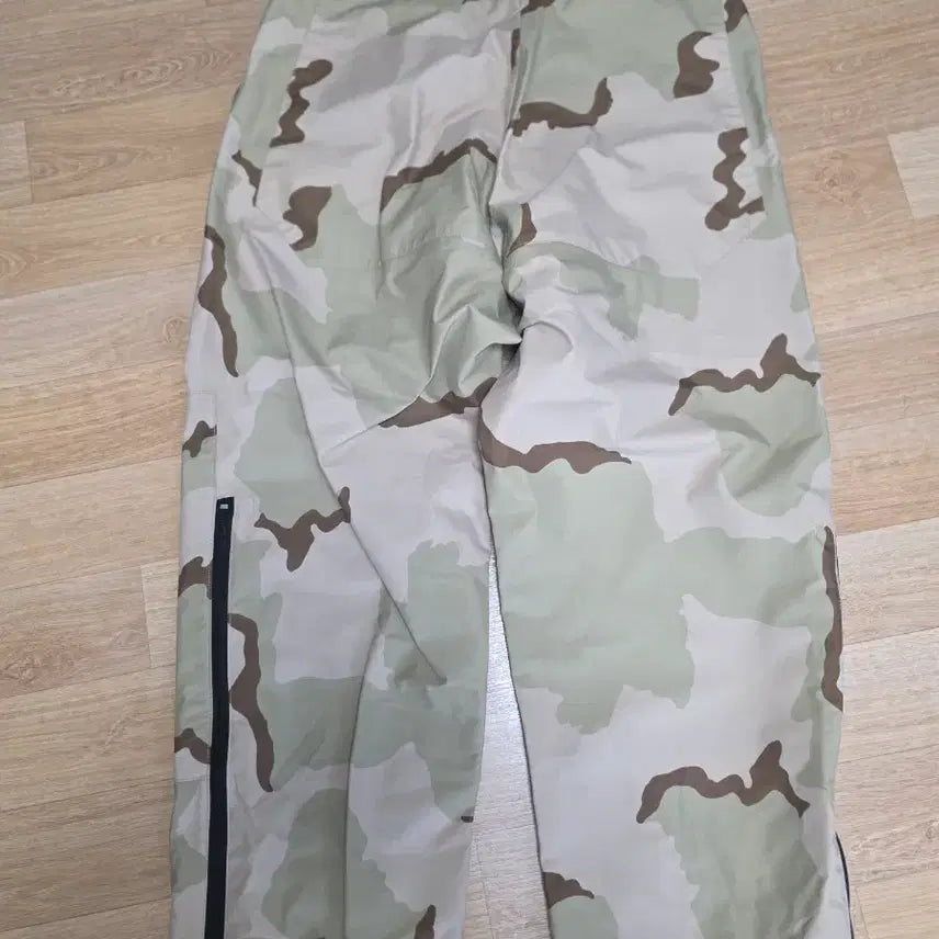 [BUNJANG] US Military Desert Camo Cargo Pants / 미군 사막삼색 군용 카고 바지 밀리터리