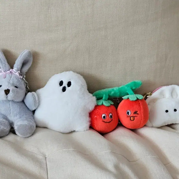 [BUNJANG] Bundle Set of 6 Adorable Plush Keychains / 인형키링 6개 일괄 빵빵이, 맹구, 유령, 방토, 만두, 토끼