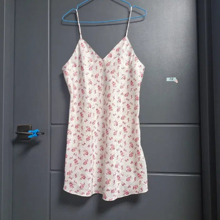 [BUNJANG] Shyngyeong Wacoal Flower Slips / 신영 와코루  .플라워 여리여리 슬립. 90. 새상품.  85