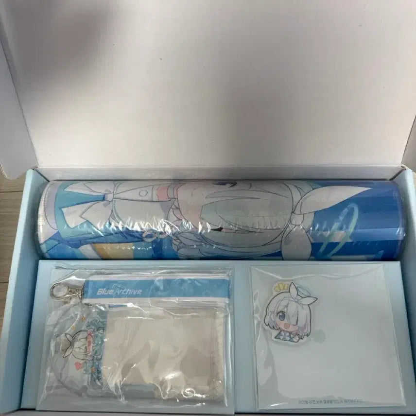 [SOLD OUT] 블루 아카이브 굿즈 세트 (매트, 아크릴)