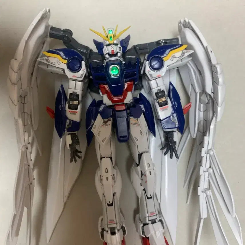 [BUNJANG] RG Wing Gundam Zero EW Assembly Model / rg 윙건담제로 ew 가조립 팝니다