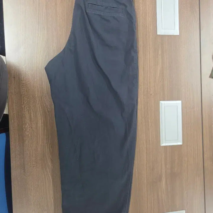 [BUNJANG] Uniqlo, PLAC Wide Fit Chino and Straight Pants Bundle / [2벌]유니클로 와이드핏 치노 PLAC 레귤러 라이즈 스트레이트 워시드