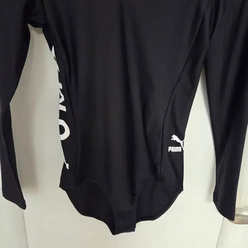 [BUNJANG] Puma Black Logo Long Sleeve Bodysuit / (새상품)푸마 블랙 로고 긴팔 바디수트