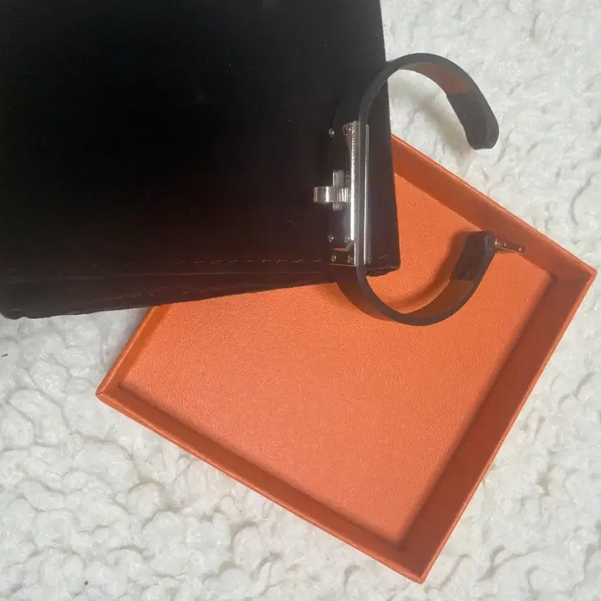 [BUNJANG] Hermes Leather Bracelet / 에르메스  가죽팔찌