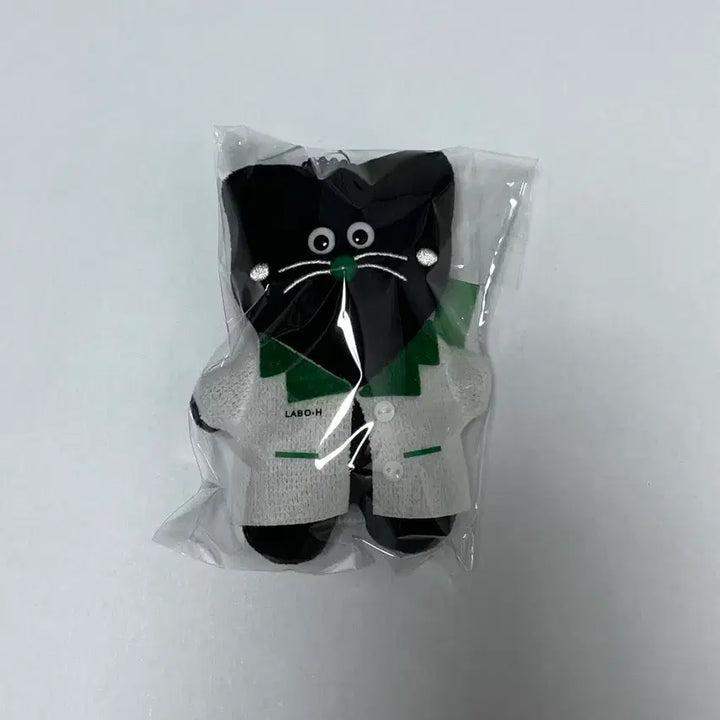 [BUNJANG] Labo-H x Monamhee Collaboration Doctor Gown Doll Keyring / [새상품] 라보에이치 x 모남희 콜라보 의사가운 키링 판매합니다
