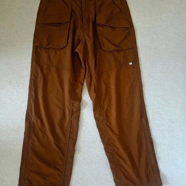 [BUNJANG] Thisisneverthat Circa Nylon Trekking Pants Brown / 디스이즈네버댓 circa 나일론 트레킹팬츠 브라운