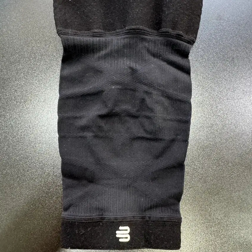 [BUNJANG] Bauerfeind GenuSleeve Knee Brace / 바우어파인트 게뉴슬리브 무릎 보호대