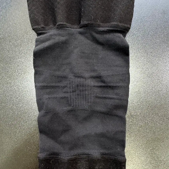 [BUNJANG] Bauerfeind GenuSleeve Knee Brace / 바우어파인트 게뉴슬리브 무릎 보호대