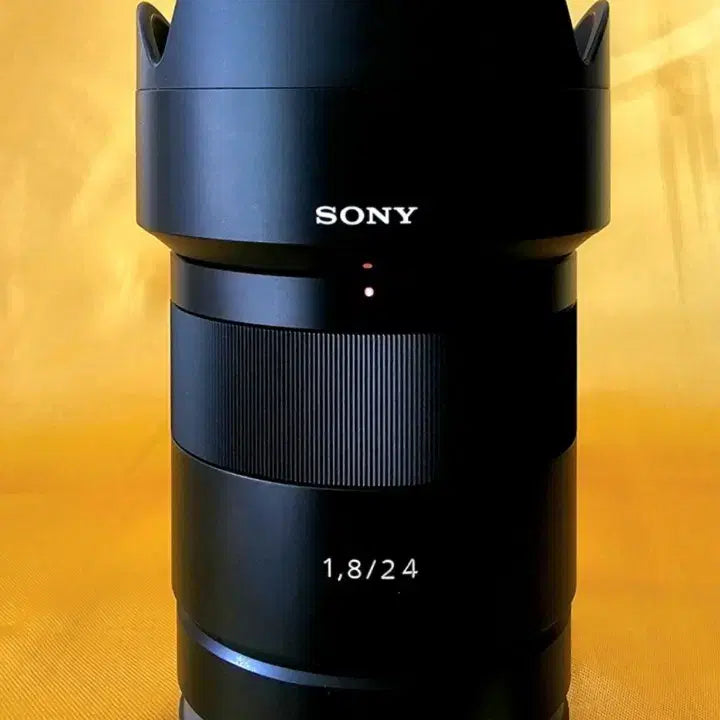 [BUNJANG] Carl Zeiss Sonnar Sony E 24mm F1.8 ZA Lens / 칼자이스 Sonnar 소니 E 24mm F1.8 ZA 렌즈