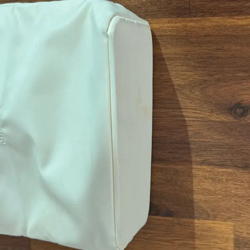 [SOLD OUT] 무쿠앤에보니 Nearest Bag 크림
