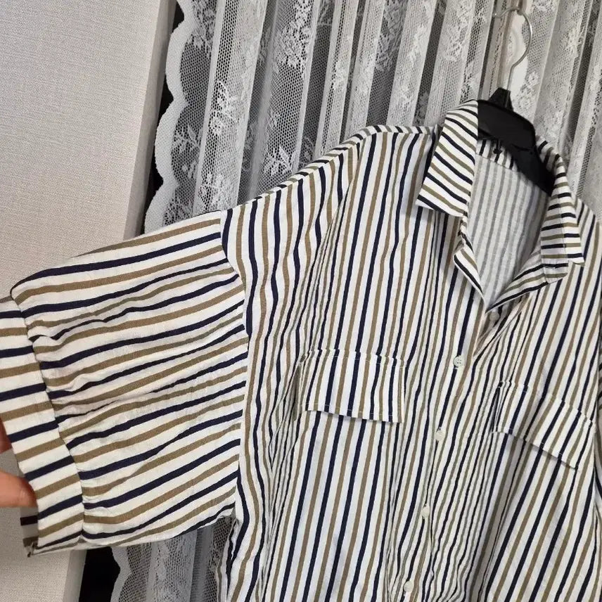 [BUNJANG] Striped Short Sleeve Shirt / 스트라이프 반팔 남방 셔츠