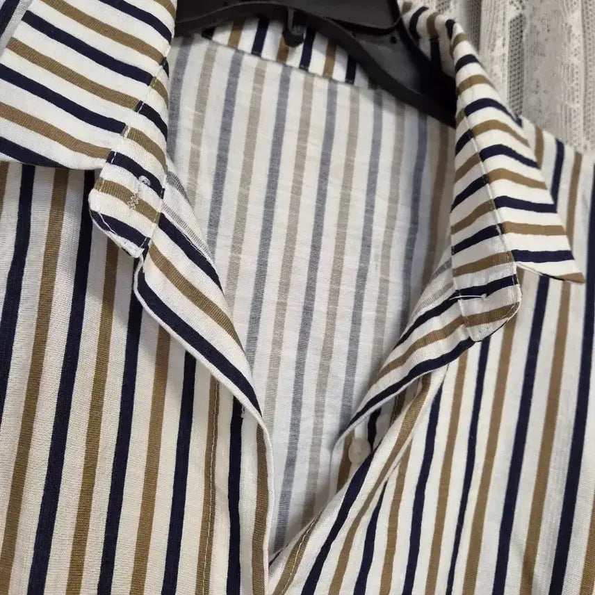 [BUNJANG] Striped Short Sleeve Shirt / 스트라이프 반팔 남방 셔츠