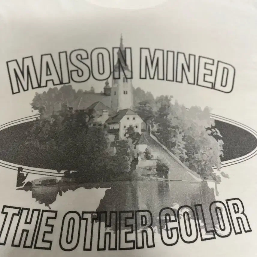 [BUNJANG] MAISON MINED Graphic T-Shirt White Size 100 / 메종미네드 그래픽 반팔티 100